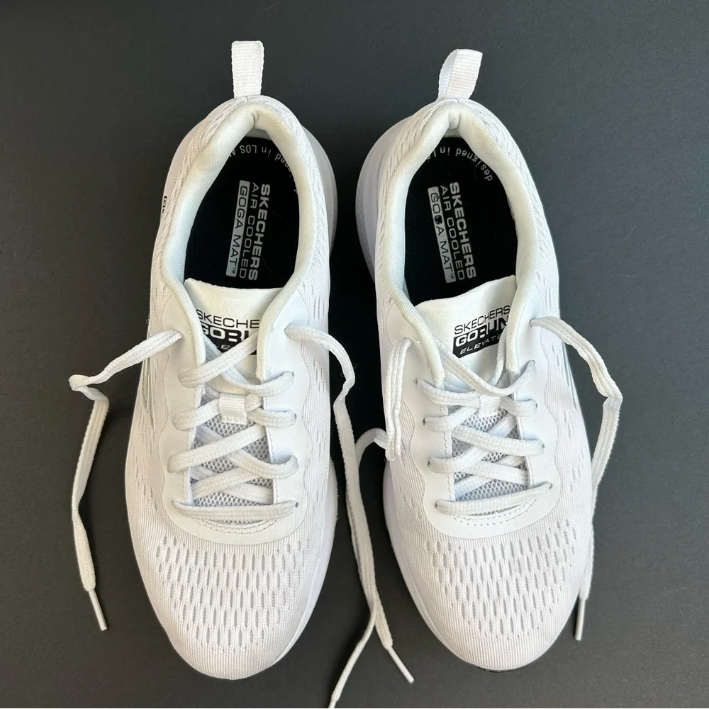 Skechers Go Run Elevate White Athletic Running Sneakers Sporty Lightweight Gym